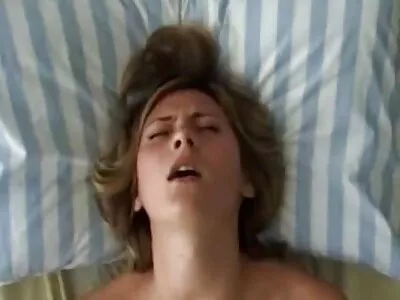 Lana Rhoades hatalmas dongot fúj, és keményen szar lesz durva szex film