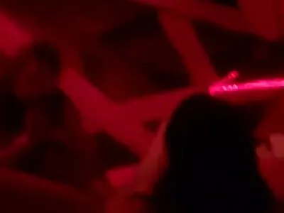 Sarah Vandella és Zoey Parker szántják a lelkes sexfilm letöltés lyukakat