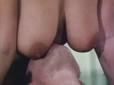 Kívánós nagyi show off ingyen sexfilm cicik