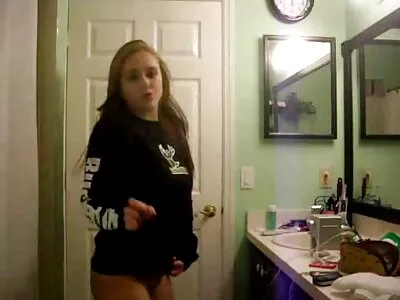 Rhylee meztelen és pornó filmek xxx kész
